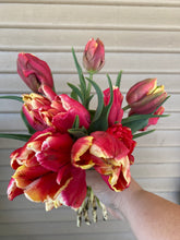 Load image into Gallery viewer, Tulip Mania Bouquet Subscription (4 Consecutive Weeks of Tulips)