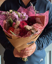 Load image into Gallery viewer, Valentine's Day Collection
